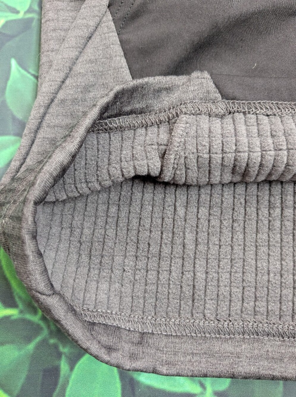 Xersion Long-Sleeve Raglan Shirt For Cold Weather Performance - Picture 7 of 9
